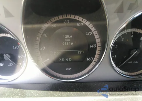 2011 Mercedes-Benz C 300 Luxury/Sport из США, поврежденный, VIN WDDGF5EB3BR140178